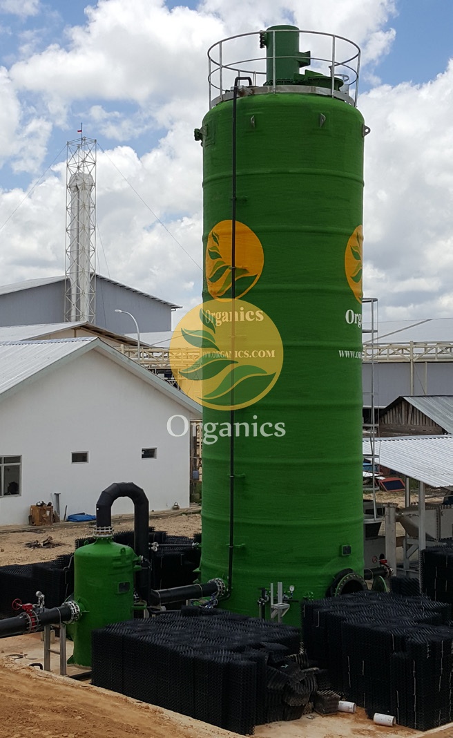 Anaerobic digestion tank and biogas storage vessel at a food waste treatment facility